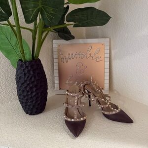 Authentic Valentino Garavani Rockstud Heels Fits, EU 36, Fits US Size 7